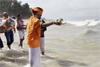 Mangaluru: Mogaveera community performs traditional Samudra Pooja at Thanneerbavi beach